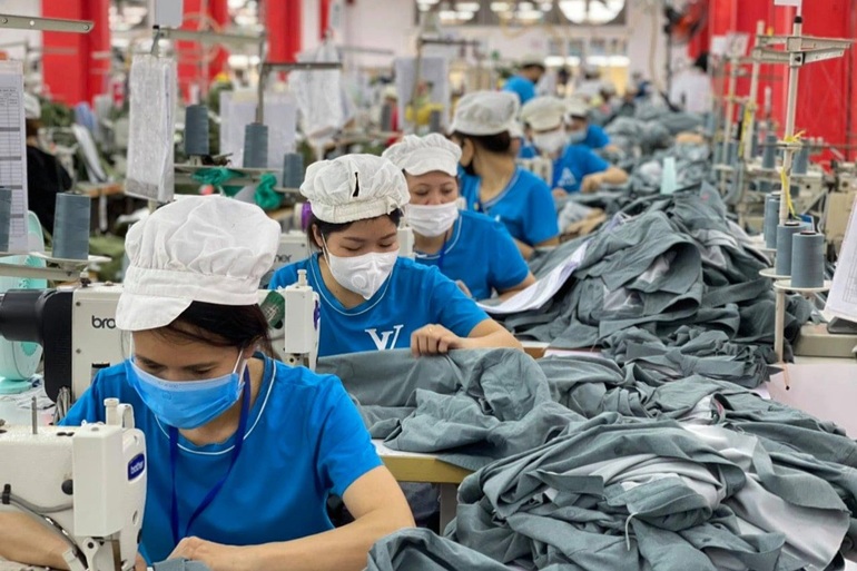 Nghệ An: Chỉ đạo nóng, đảm bảo quyền lợi BHXH cho F0 điều trị tại nhà - 2 Nghệ An: Chỉ đạo nóng, đảm bảo quyền lợi BHXH cho F0 điều trị tại nhà - 2