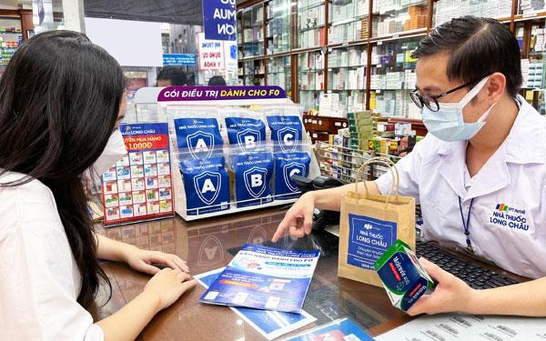 Thuốc điều trị Covid-19 Molnupiravir đã lên kệ tại chuỗi nhà thuốc FPT Long Châu - 3 Thuốc điều trị Covid-19 Molnupiravir đã lên kệ tại chuỗi nhà thuốc FPT Long Châu - 3
