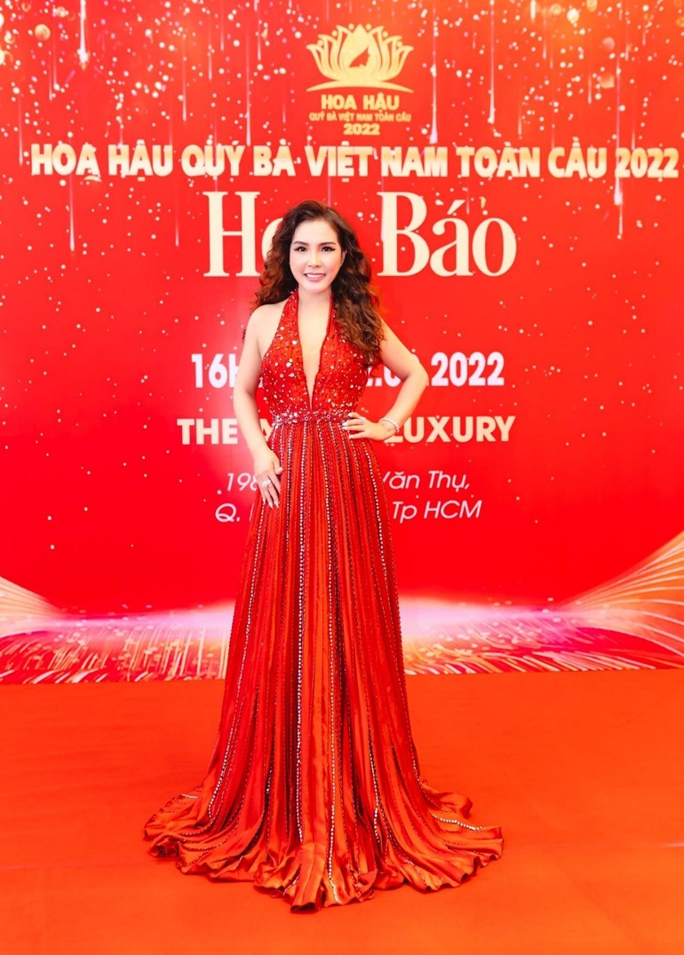 Vương miện Hoa hậu Quý bà Việt Nam Toàn cầu 2022 trị giá 2 tỷ đồng! - 4