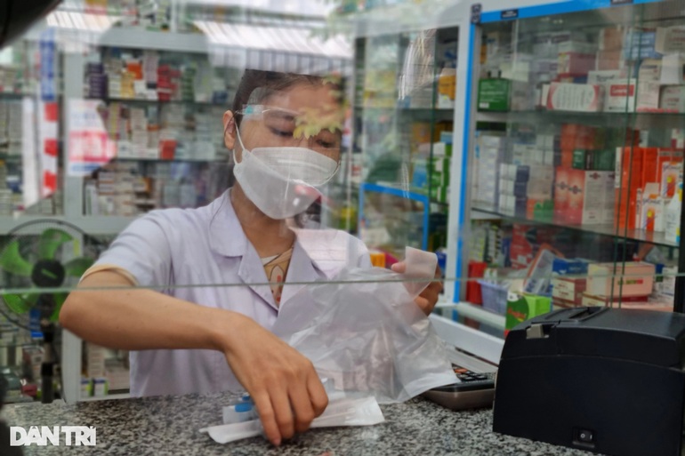 F0 tăng cao, kit test khan hàng, giá nhảy múa, có nơi chỉ bán... 2 bộ - 3 F0 tăng cao, kit test khan hàng, giá nhảy múa, có nơi chỉ bán... 2 bộ - 3