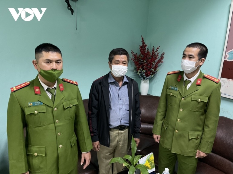 Thề thốt không sai phạm, lòng tự trọng của cán bộ đang rất có vấn đề - 2 Thề thốt không sai phạm, lòng tự trọng của cán bộ đang rất có vấn đề - 2