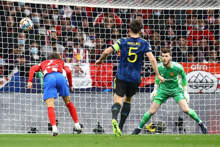 Man Utd hòa may mắn trên sân của Atletico Madrid - 2
