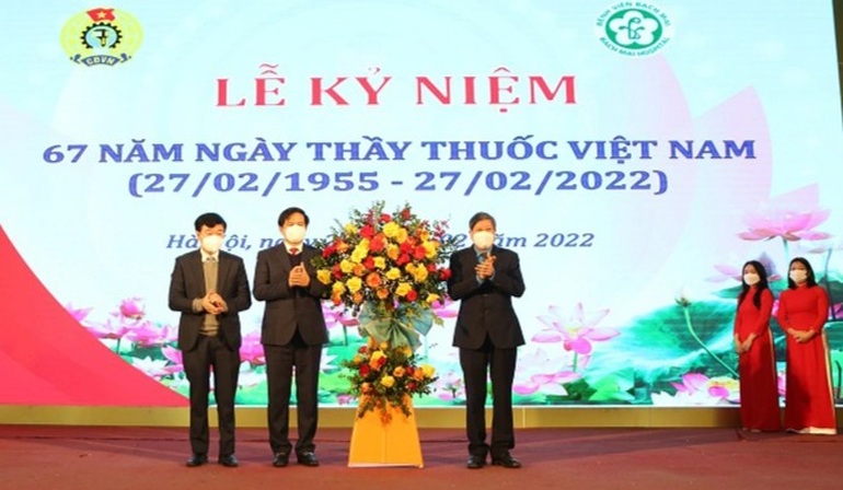Dấn thân chống dịch, hơn 3.000 chiến sĩ áo trắng mắc Covid-19 - 4 Dấn thân chống dịch, hơn 3.000 chiến sĩ áo trắng mắc Covid-19 - 4