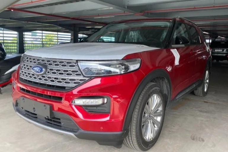 Ford Explorer 2022 về đại lý, xe giao sớm kèm 300 triệu đồng tiền phụ kiện - 1