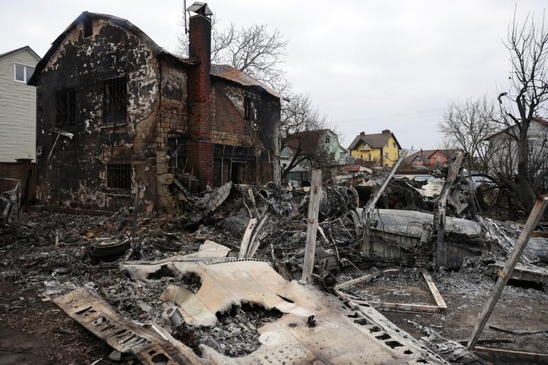 Thủ đô Kiev chìm trong khói lửa chiến sự - 9