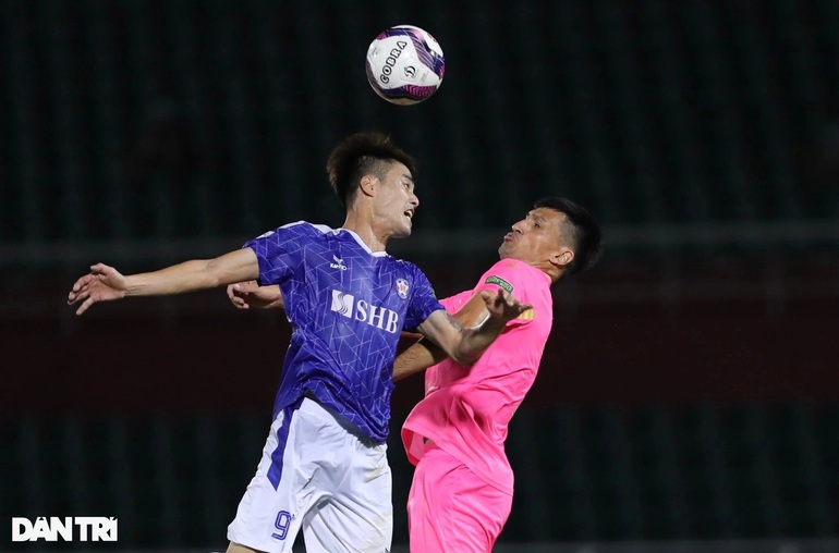 Bị dẫn hai bàn, Sài Gòn FC ngược dòng hòa SHB Đà Nẵng - 6 Bị dẫn hai bàn, Sài Gòn FC ngược dòng hòa SHB Đà Nẵng - 6