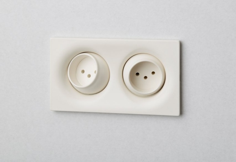 Độc lạ bộ sưu tập công tắc điện tái chế từ xương động vật - 4 Độc lạ bộ sưu tập công tắc điện tái chế từ xương động vật - 4