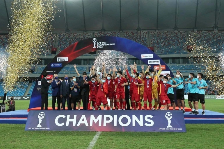 Vượt qua những khó khăn và thiếu hụt lực lượng, đội tuyển U23 Việt Nam vẫn xuất sắc lên ngôi vô địch giải đấu.