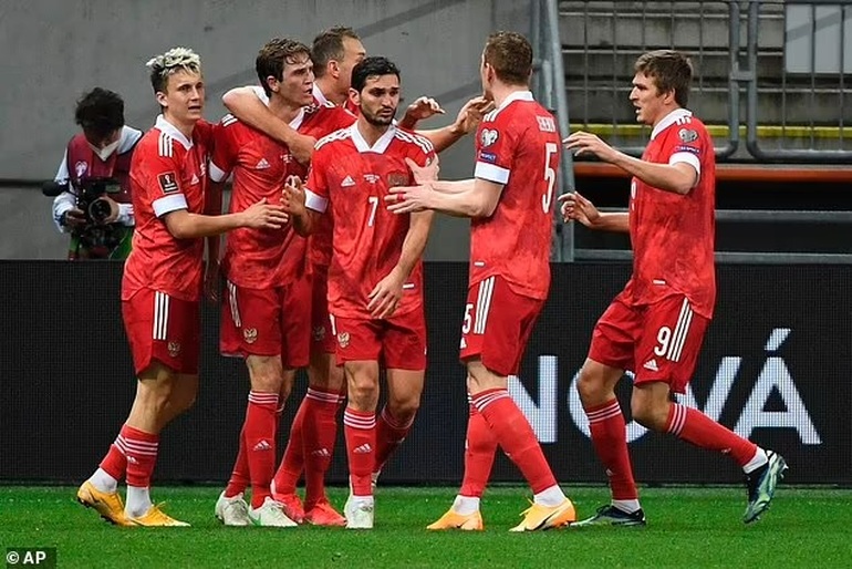 Ba Lan từ chối thi đấu với đội tuyển Nga bất chấp phán quyết của FIFA - 1