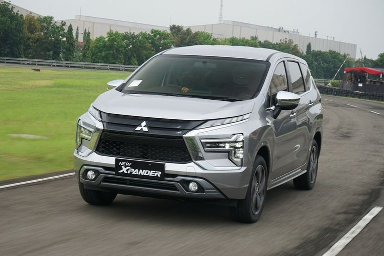 Toyota Veloz chuẩn bị ra mắt, Mitsubishi lên kế hoạch nâng cấp Xpander - 2 Toyota Veloz chuẩn bị ra mắt, Mitsubishi lên kế hoạch nâng cấp Xpander - 2