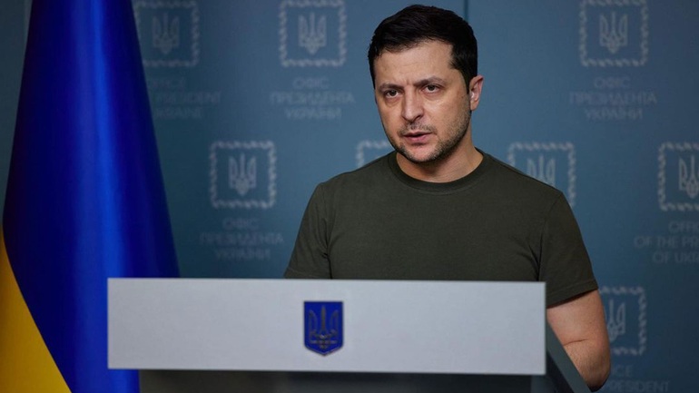 Tổng thống Ukraine xin gia nhập EU, kêu gọi người nước ngoài tới chiến đấu - 1