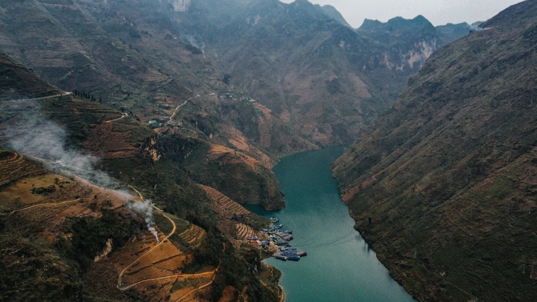 Ngôi làng du lịch thiết kế hình đôi mắt, đẹp ấn tượng tại Hà Giang - 6