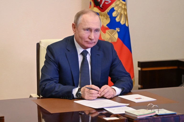 Tổng thống Putin nêu cách Nga phá vây lệnh cấm vận dầu khí của phương Tây - 1