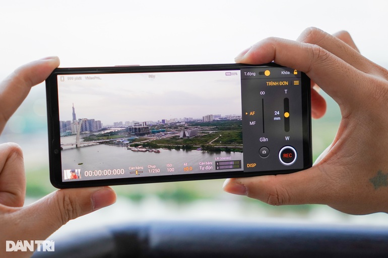 Trải nghiệm smartphone có cảm biến camera 1 inch - 5