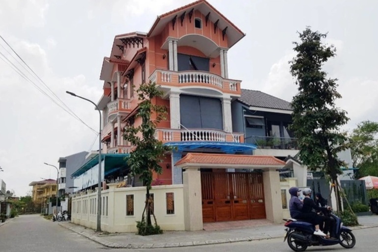 Thanh tra tỉnh: Vướng mắc xử lý vụ giao đất cho nguyên Bí thư Thành ủy - 3 Thanh tra tỉnh: Vướng mắc xử lý vụ giao đất cho nguyên Bí thư Thành ủy - 3