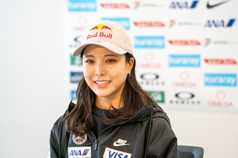 Sara Takanashi: Nữ thần trượt tuyết xinh đẹp của thể thao Nhật Bản - 4