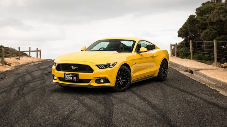 Ford Mustang GT rao bán 800 triệu, người mua trả hẳn 900 triệu đồng - 4 Ford Mustang GT rao bán 800 triệu, người mua trả hẳn 900 triệu đồng - 4