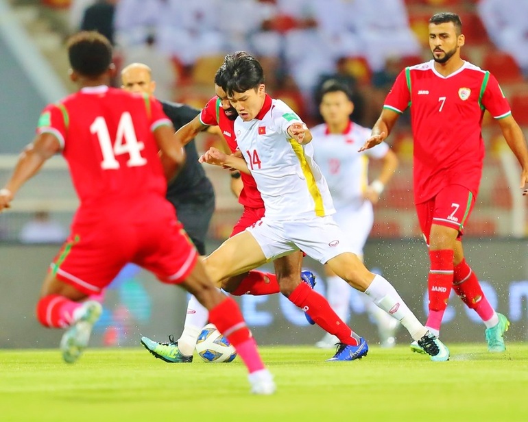 Vé trận đội tuyển Việt Nam - Oman cao nhất là 1,2 triệu đồng - 1