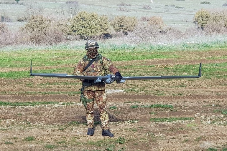Italy dùng quyền lực vàng chặn nhà đầu tư Trung Quốc thâu tóm công ty UAV - 1 Italy dùng quyền lực vàng chặn nhà đầu tư Trung Quốc thâu tóm công ty UAV - 1