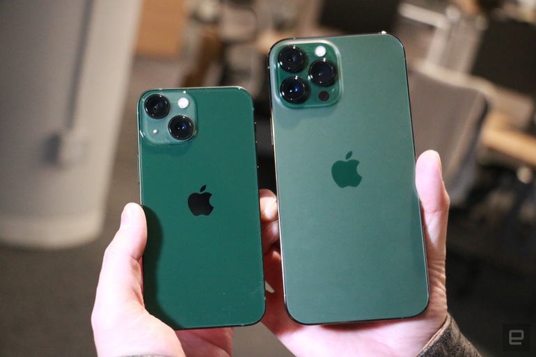 iPhone 13 Pro Max Alpine Green giảm gần chục triệu đồng sau 3 ngày về VN - 1