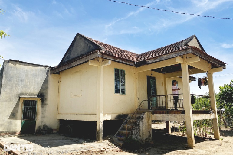 Dân loay hoay tìm kế thoát nghèo sau công trình ánh sáng - 1 Dân loay hoay tìm kế thoát nghèo sau công trình ánh sáng - 1
