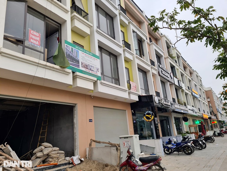 Không khách thuê, chủ shophouse mất trắng hàng trăm triệu đồng/năm - 10