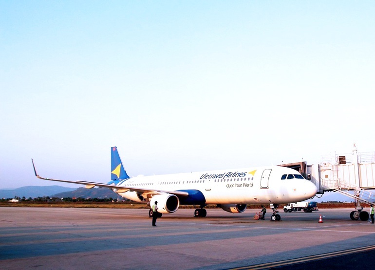 Vietravel Airlines muốn phụ thu phí nhiên liệu bay - 1 Vietravel Airlines muốn phụ thu phí nhiên liệu bay - 1