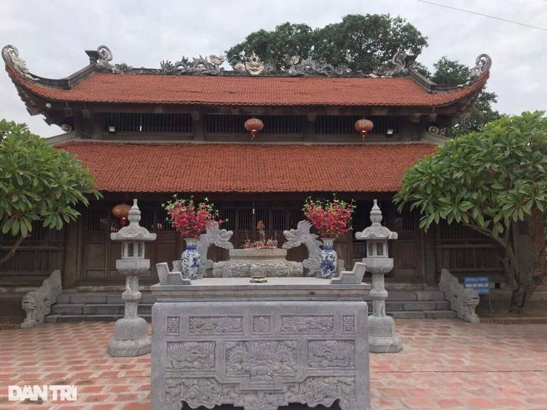 Ly kỳ chuyện tấm bia hơn 300 năm khắc lời di nguyện của vị Thánh thuốc Nam - 5 Ly kỳ chuyện tấm bia hơn 300 năm khắc lời di nguyện của vị Thánh thuốc Nam - 5