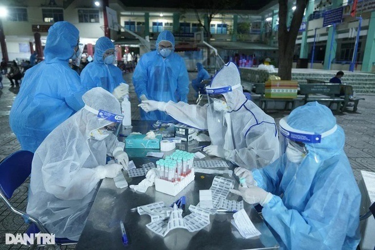 Covid-19 in Hanoi: Add 16,014 F0, Ha Dong tops new cases - 1