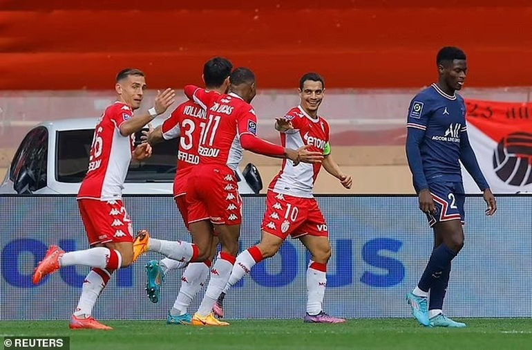 Vắng Messi, PSG thua thảm 0-3 trước Monaco - 2 Vắng Messi, PSG thua thảm 0-3 trước Monaco - 2