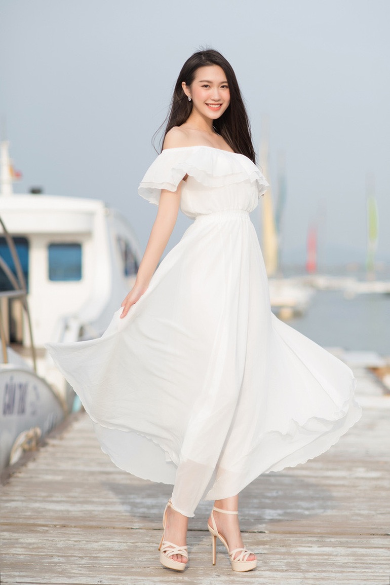 Doãn Hải My: Top 10 Hoa hậu Việt Nam, giỏi kinh doanh, biết hai thứ tiếng - 1