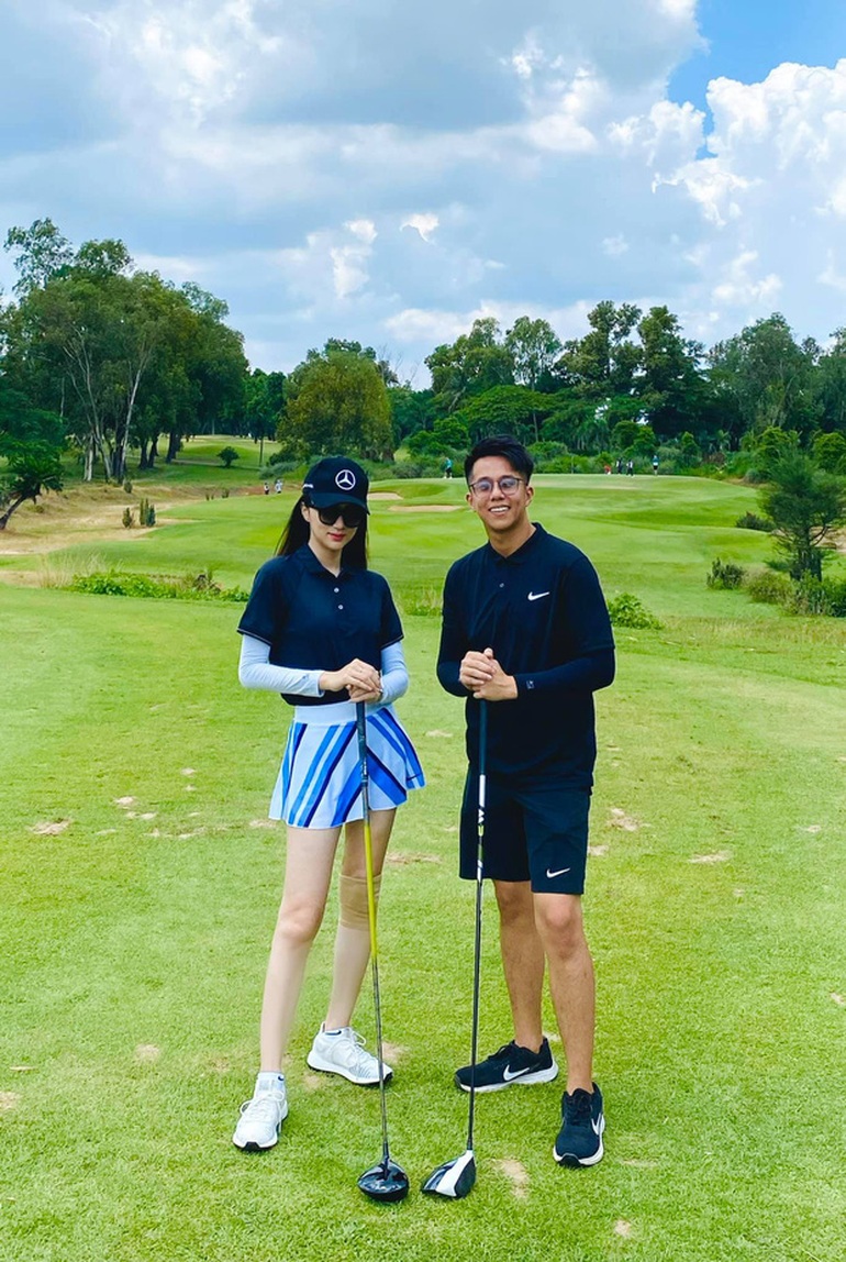 Những bóng hồng sân golf của showbiz Việt - 3