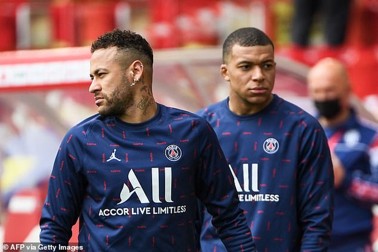 Nội bộ PSG rạn nứt nghiêm trọng, Mbappe thù địch Messi - 2 Nội bộ PSG rạn nứt nghiêm trọng, Mbappe thù địch Messi - 2