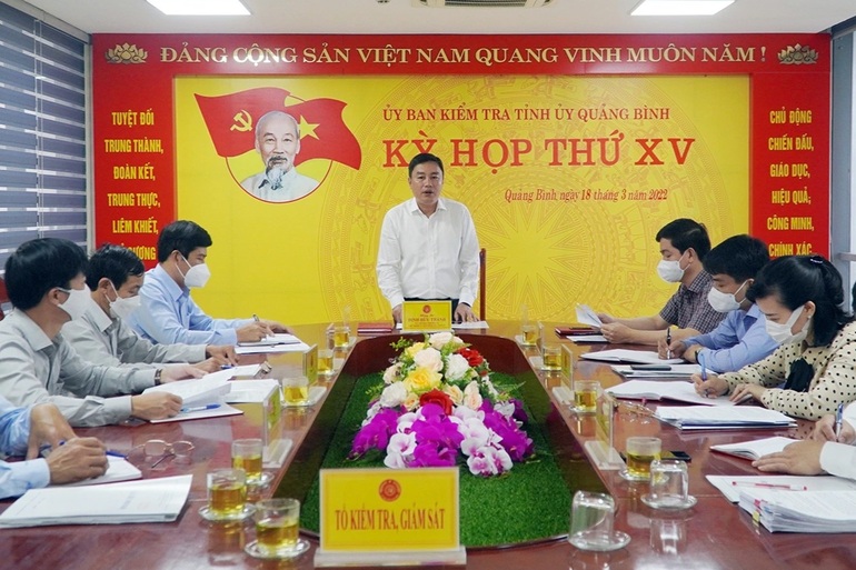 Đề nghị kỷ luật nguyên Giám đốc Sở GDĐT tuyển dụng viên chức sai quy định - 2 Đề nghị kỷ luật nguyên Giám đốc Sở GDĐT tuyển dụng viên chức sai quy định - 2