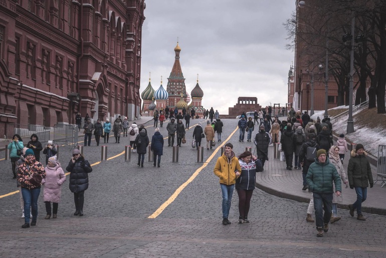 Westerners' lives in Russia amid the Ukraine crisis - 1