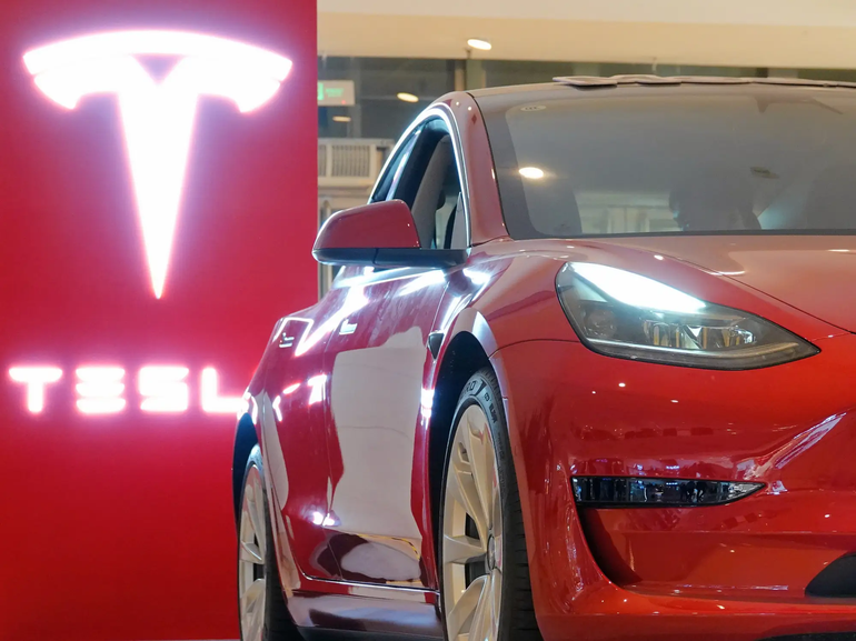 Tesla đã chuẩn bị gì để vượt khủng hoảng trong ngành công nghiệp ô tô - 3