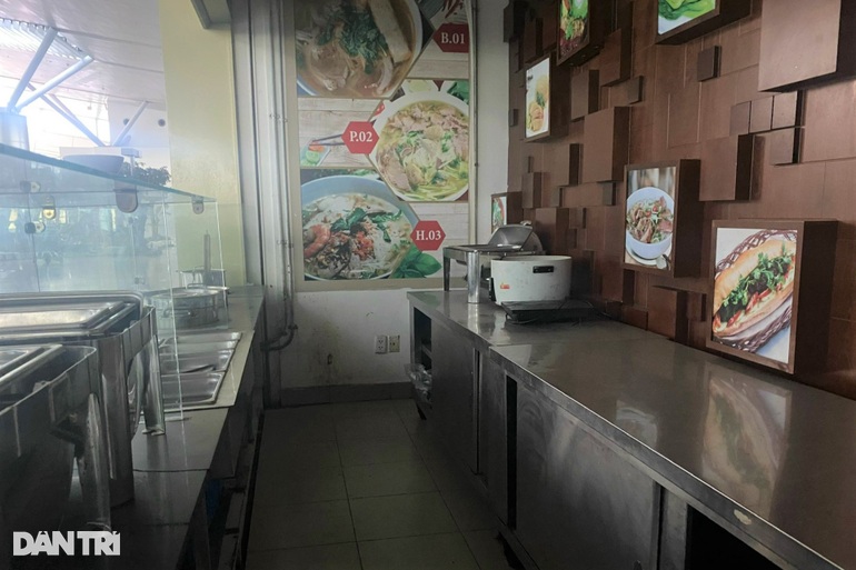 Giám đốc sân bay Quốc tế Tân Sơn Nhất nói gì về phản ánh nhếch nhác - 1 Giám đốc sân bay Quốc tế Tân Sơn Nhất nói gì về phản ánh nhếch nhác - 1