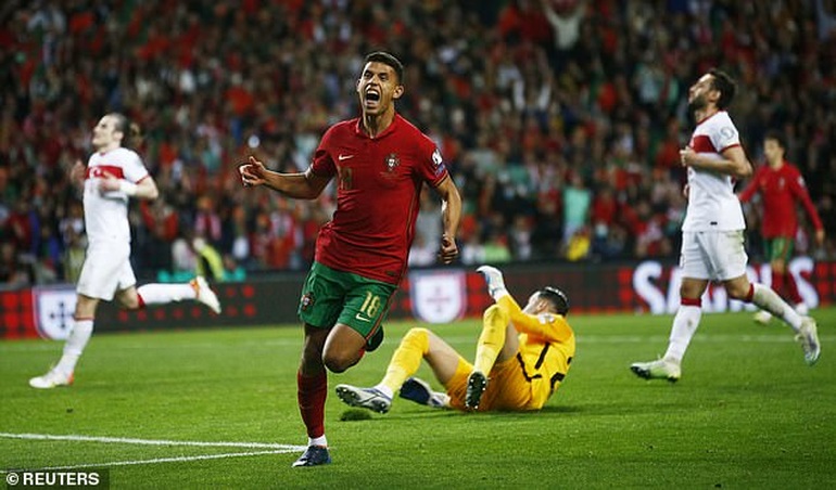 Đánh bại Thổ Nhĩ Kỳ, Bồ Đào Nha sáng cửa dự World Cup 2022 - 9 Đánh bại Thổ Nhĩ Kỳ, Bồ Đào Nha sáng cửa dự World Cup 2022 - 9