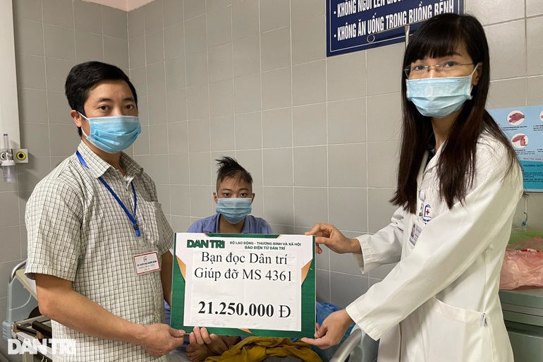 Bạn đọc Dân trí tiếp tục giúp đỡ cậu học sinh người Dao hơn 21 triệu đồng - 1 Bạn đọc Dân trí tiếp tục giúp đỡ cậu học sinh người Dao hơn 21 triệu đồng - 1