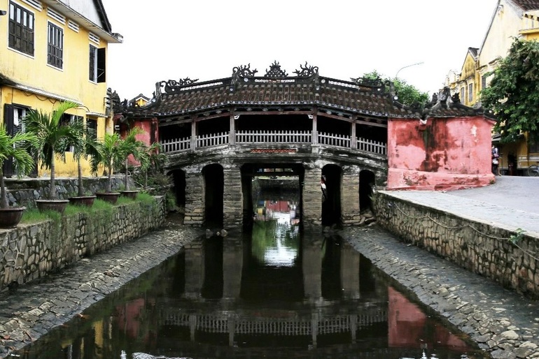 Japan supports Quang Nam in repairing the relic of the Covered Bridge - 2