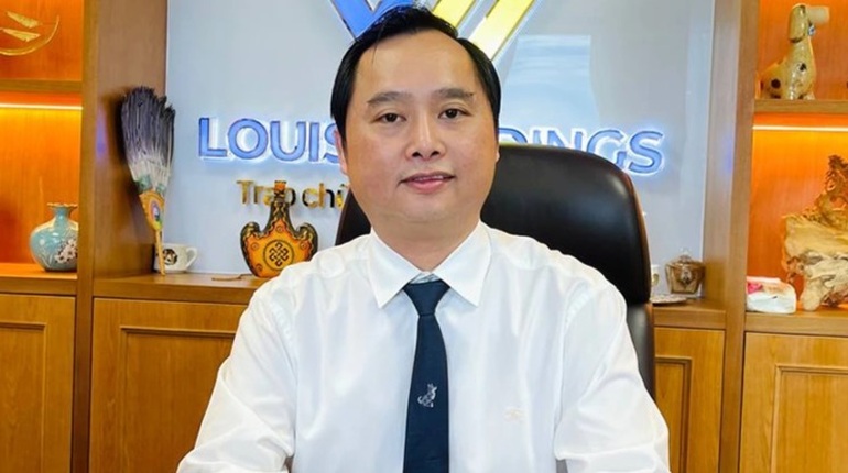 A series of scandals at the social giant Hoang Quan after the surname Louis appeared - 1