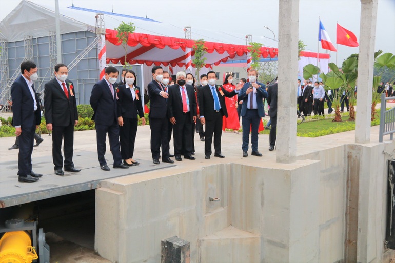 Thường trực Ban Bí thư cắt băng khánh thành âu Kim Đài hơn 22 triệu Euro - 5 Thường trực Ban Bí thư cắt băng khánh thành âu Kim Đài hơn 22 triệu Euro - 5