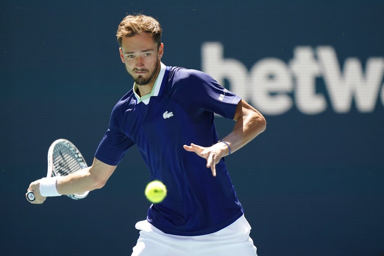 Medvedev beat Murray in Miami Open 3rd round - 1