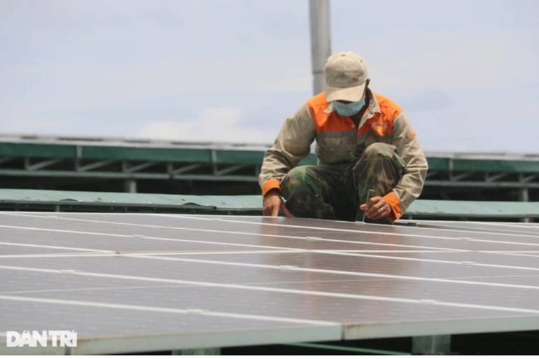 Bộ Công Thương lập 3 đoàn kiểm tra các dự án điện mặt trời - 1