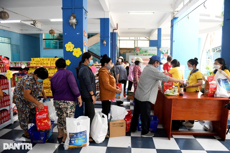 Nhiều mặt hàng tại TPHCM sẽ tăng giá từ đầu tháng 4 - 2 Nhiều mặt hàng tại TPHCM sẽ tăng giá từ đầu tháng 4 - 2
