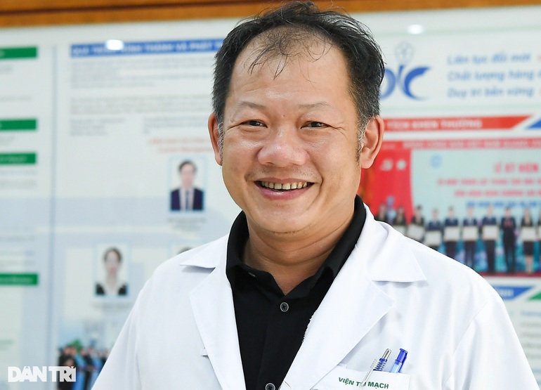Bệnh viện Bạch Mai có Chủ tịch và Giám đốc mới - 1