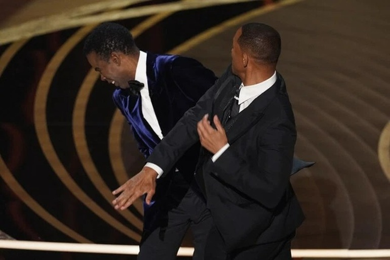 Chris Rock sắp có cơ hội phục hận Will Smith trên võ đài? - 1 Chris Rock sắp có cơ hội phục hận Will Smith trên võ đài? - 1