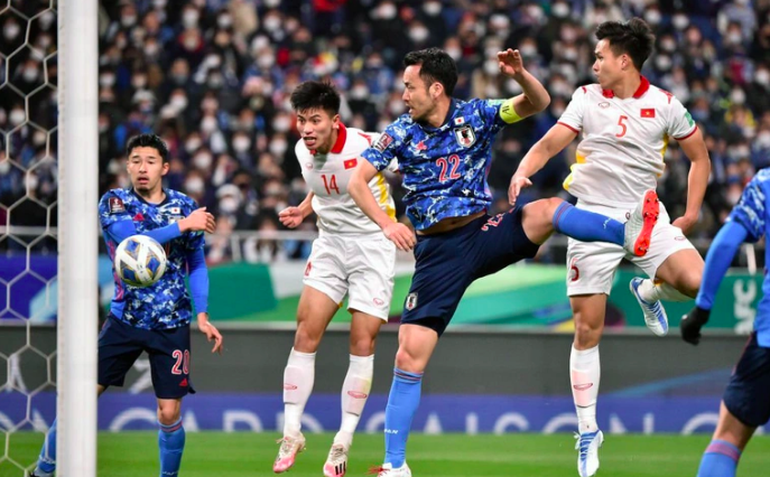 AFC: Đội tuyển Việt Nam giành điểm lịch sử trước Nhật Bản - 1