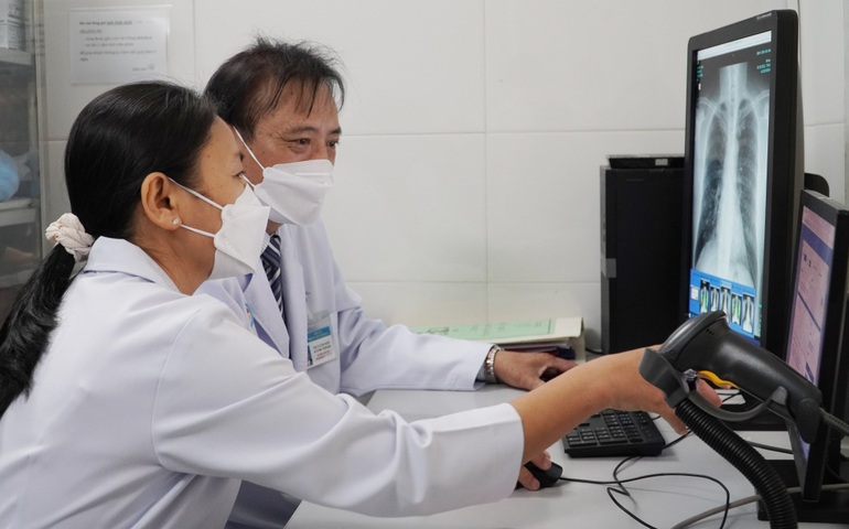 BV Chợ Rẫy nhiều năm chịu cảnh nhập tay thông tin hàng ngàn bệnh nhân - 2 BV Chợ Rẫy nhiều năm chịu cảnh nhập tay thông tin hàng ngàn bệnh nhân - 2