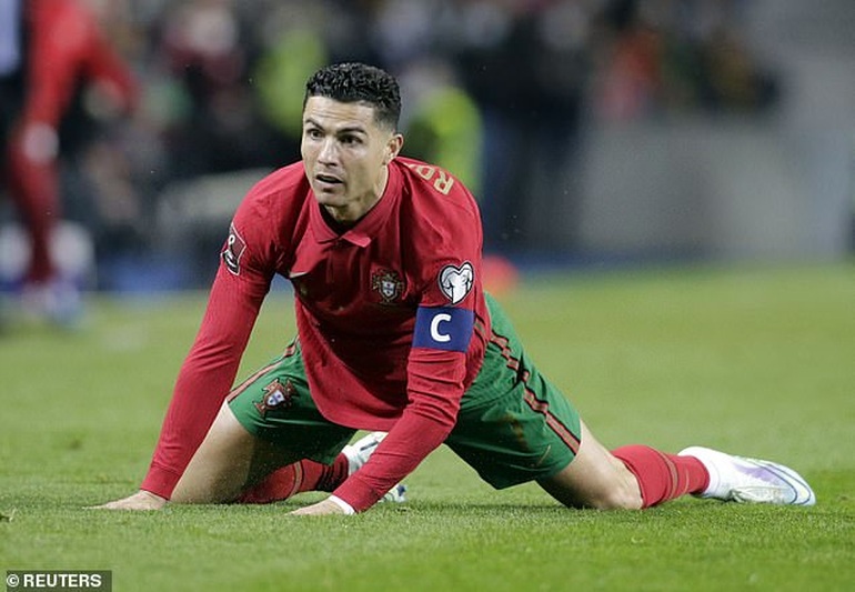 Bồ Đào Nha và Ba Lan giành vé dự World Cup 2022 - 4